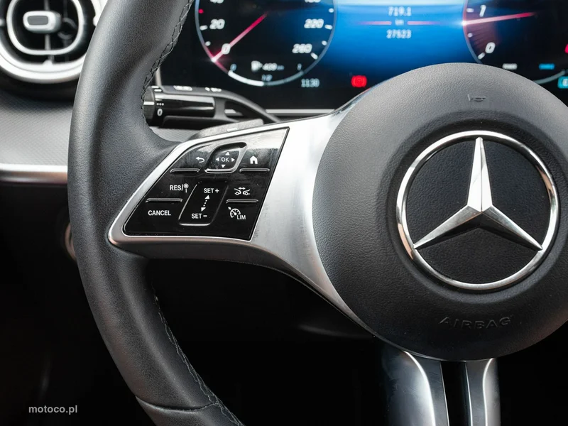 Mercedes-Benz Klasa C W206 C 220 13