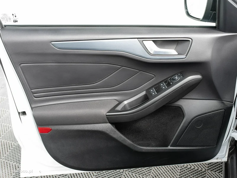 Ford Focus IV 9