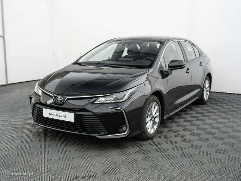 Toyota Corolla E210 2