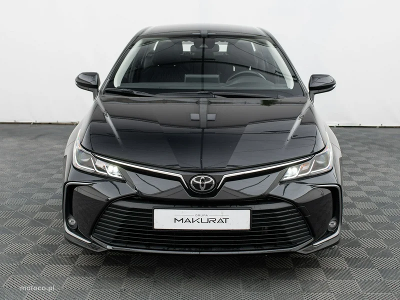 Toyota Corolla E210 7