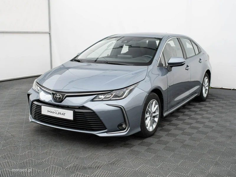 Toyota Corolla E210 2
