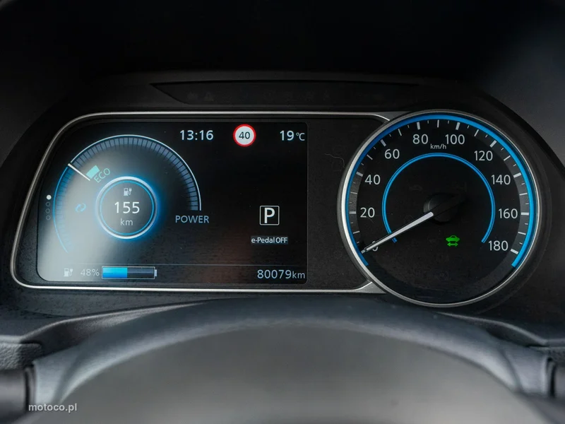 Nissan Leaf 12