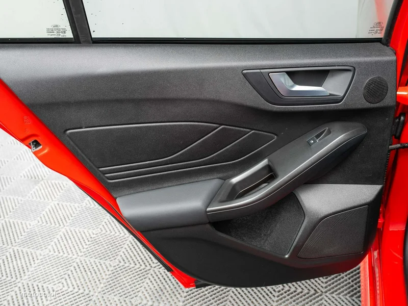 Ford Focus IV 23