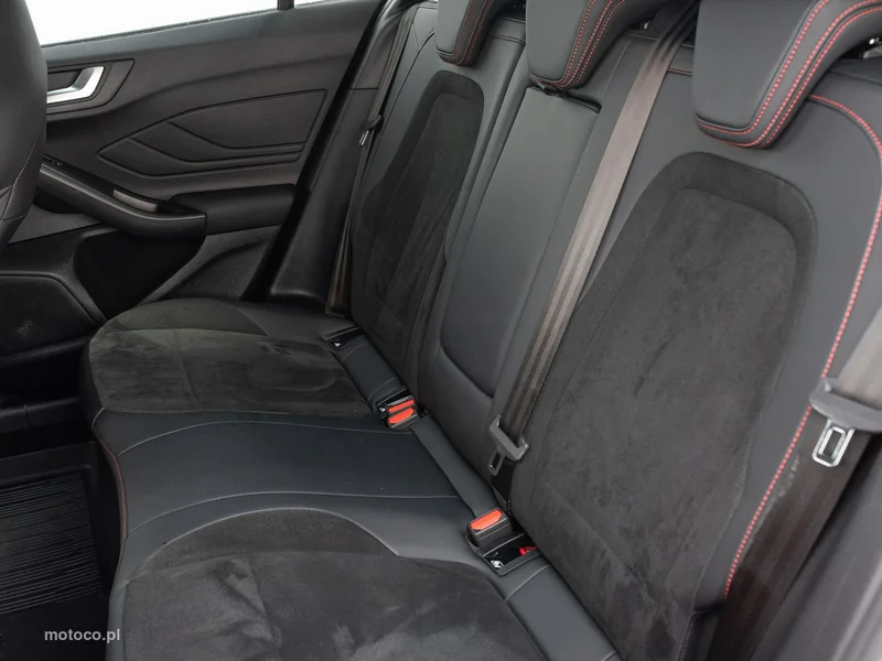 Ford Focus IV 25