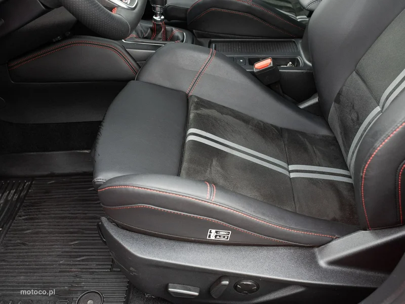 Ford Focus IV 10