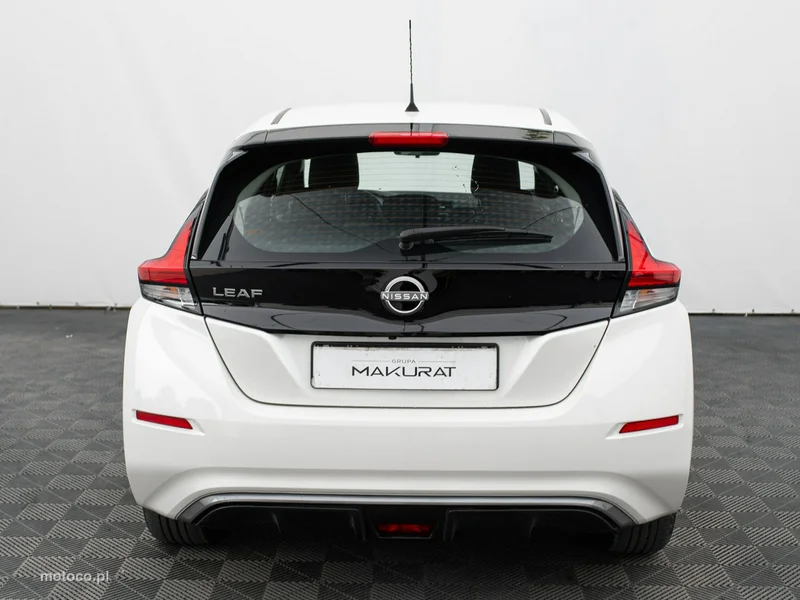 Nissan Leaf 8