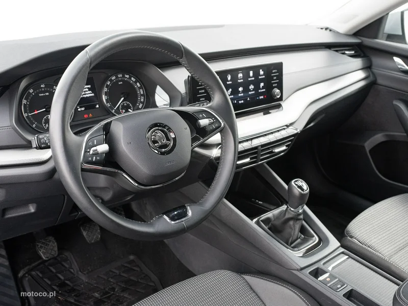 Skoda Octavia IV 6