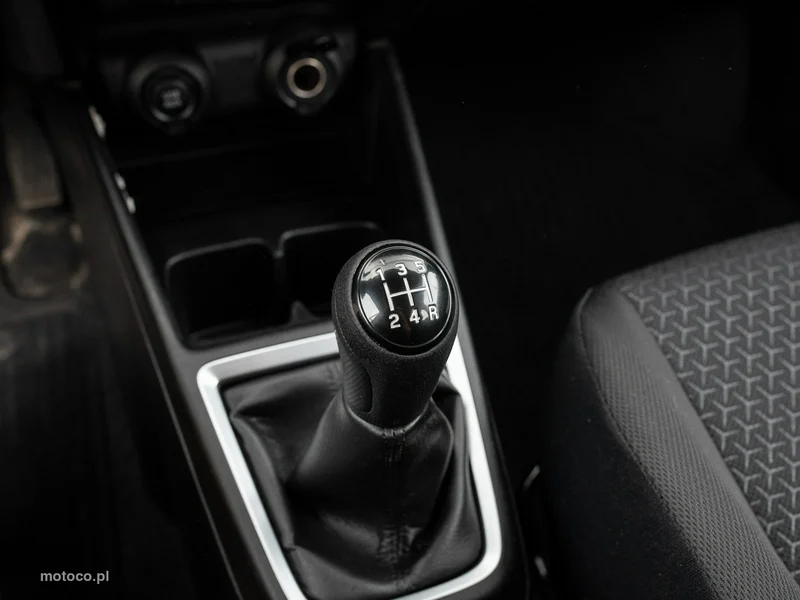 Suzuki Swift 15