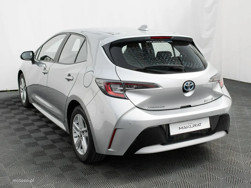Toyota Corolla E210 4