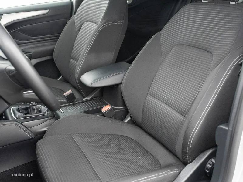 Ford Focus IV 10