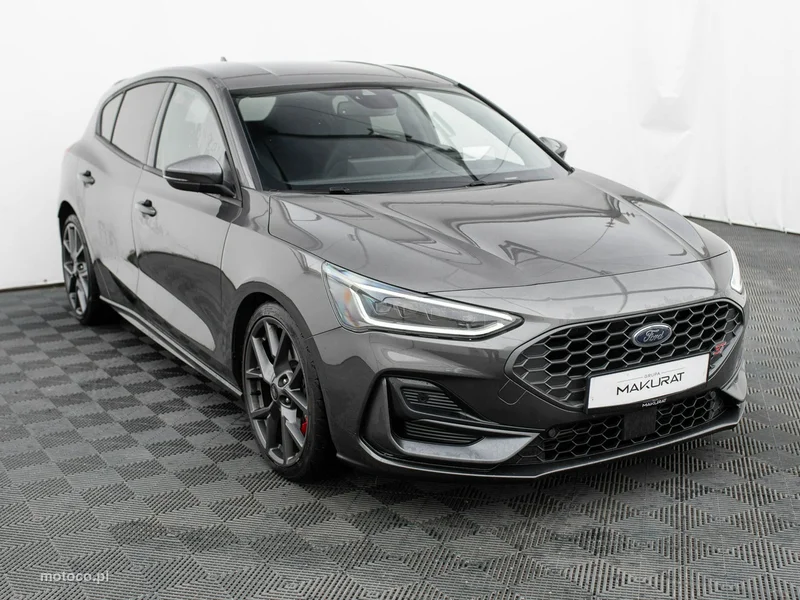 Ford Focus IV 3