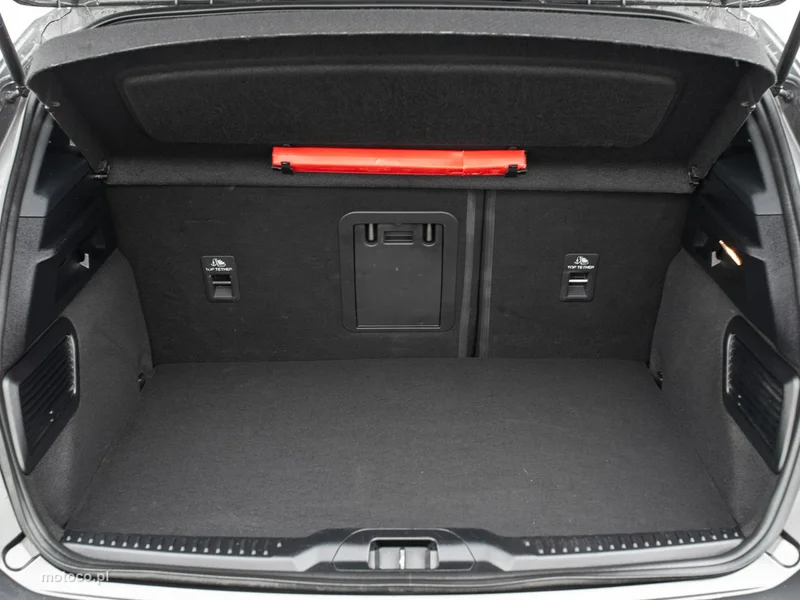 Ford Focus IV 24