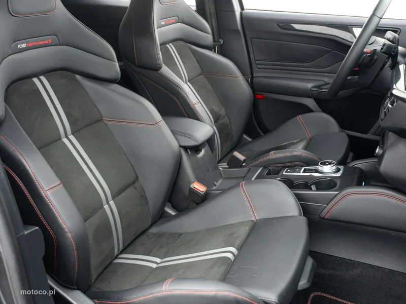 Ford Focus IV 25