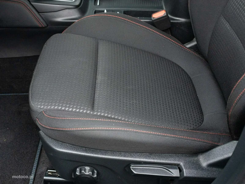 Ford Focus IV 10