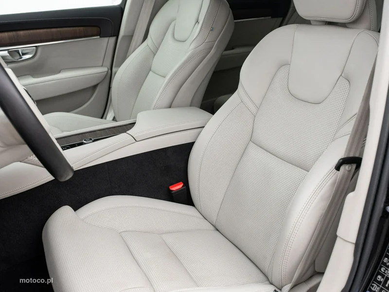 Volvo S90 11