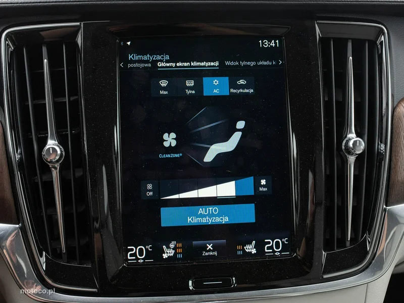 Volvo S90 17