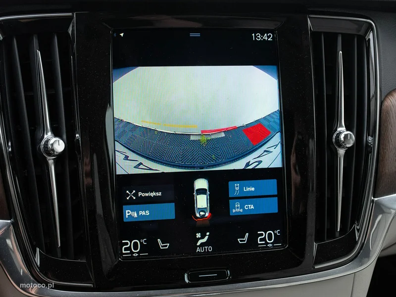 Volvo S90 23