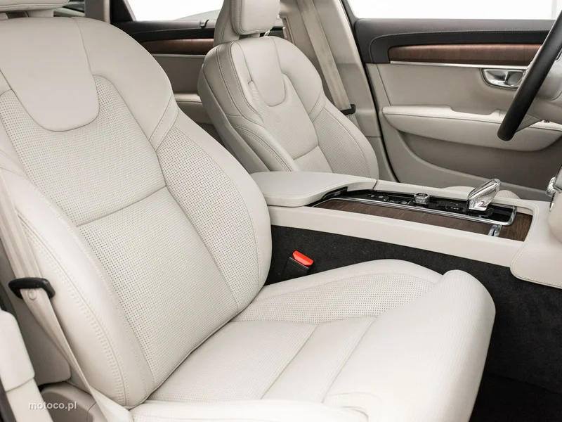 Volvo S90 31