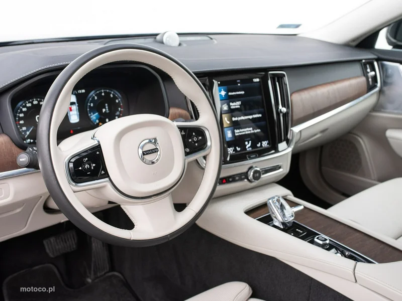 Volvo S90 6