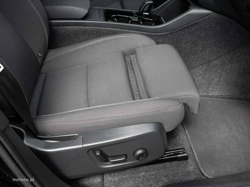 Volvo XC 40 24
