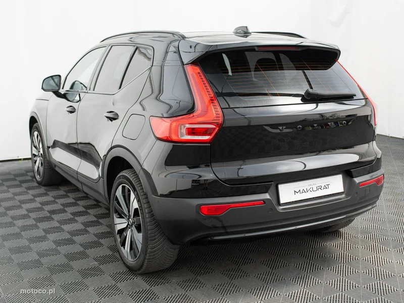 Volvo XC 40 4