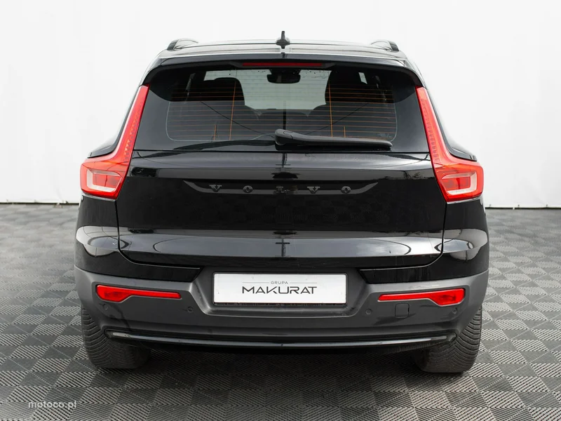 Volvo XC 40 8