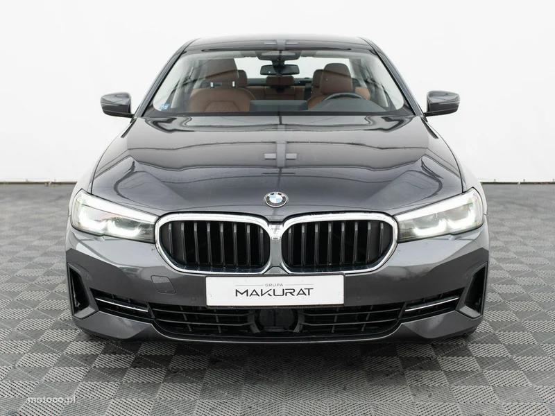 BMW Seria 5 G30 520 7