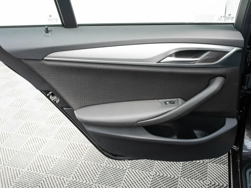 BMW Seria 5 G30 520 24