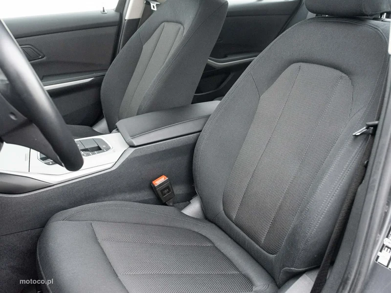 BMW Seria 3 G20 318 11