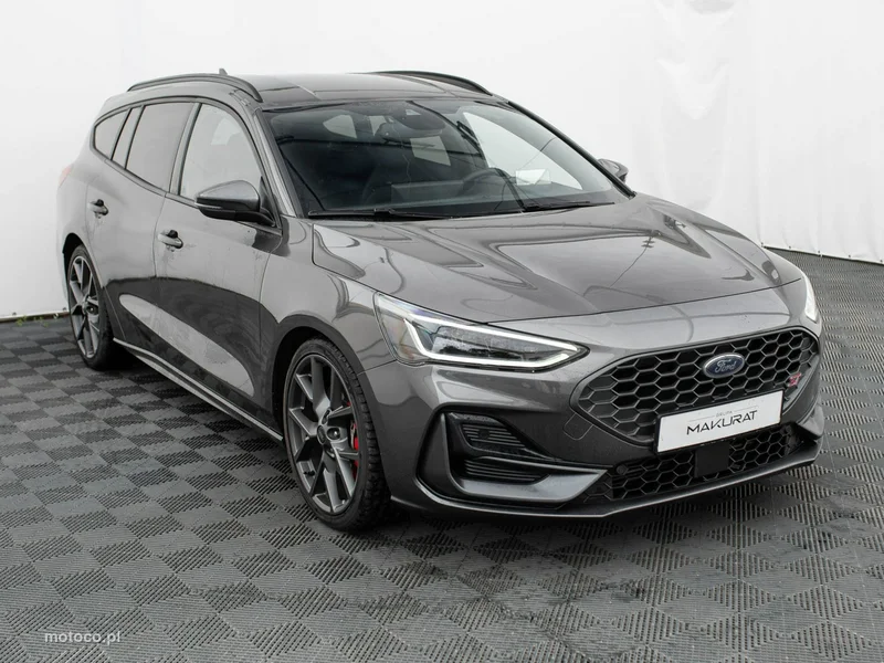 Ford Focus IV 3
