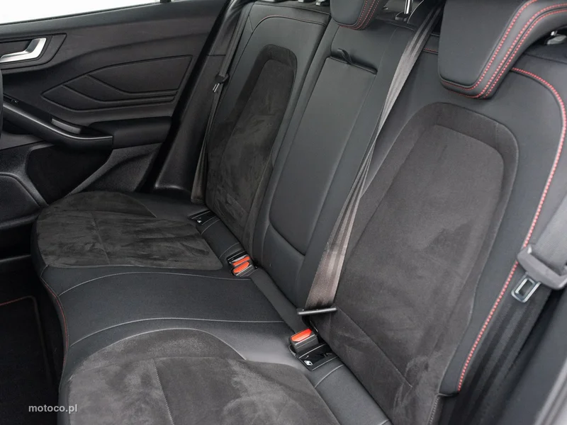 Ford Focus IV 22