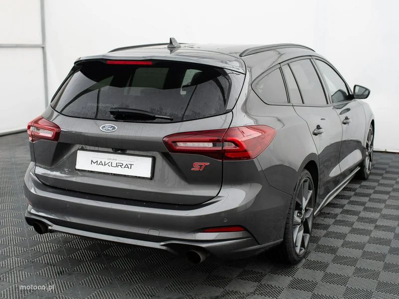 Ford Focus IV 5