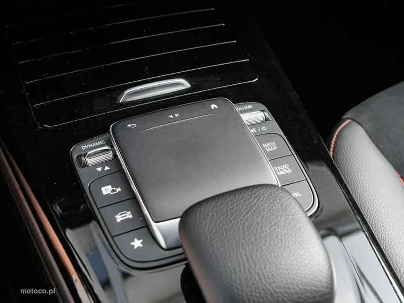 Mercedes-Benz CLA C118 CLA 200 15