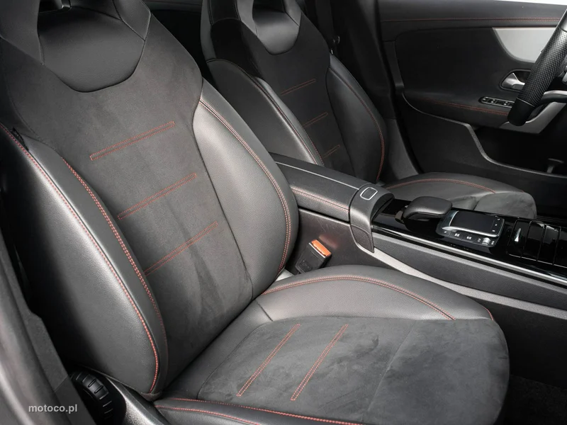 Mercedes-Benz CLA C118 CLA 200 30