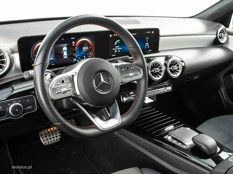 Mercedes-Benz CLA C118 CLA 200 6