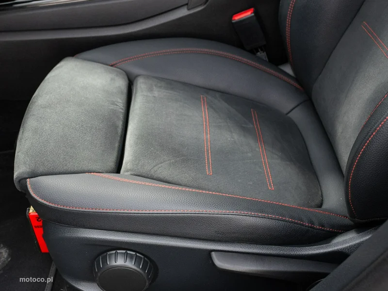 Mercedes-Benz CLA C118 CLA 200 10