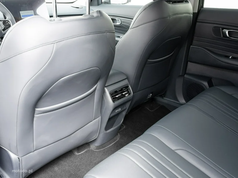 Geely Starray 23