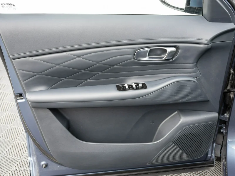 Geely Starray 9