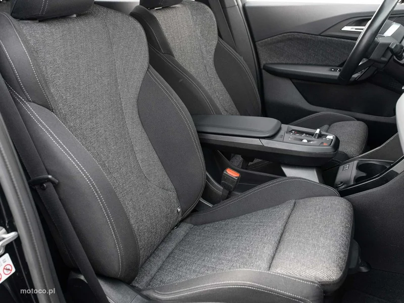 BMW X1 U11 32