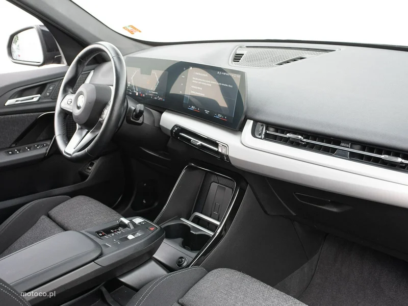 BMW X1 U11 34