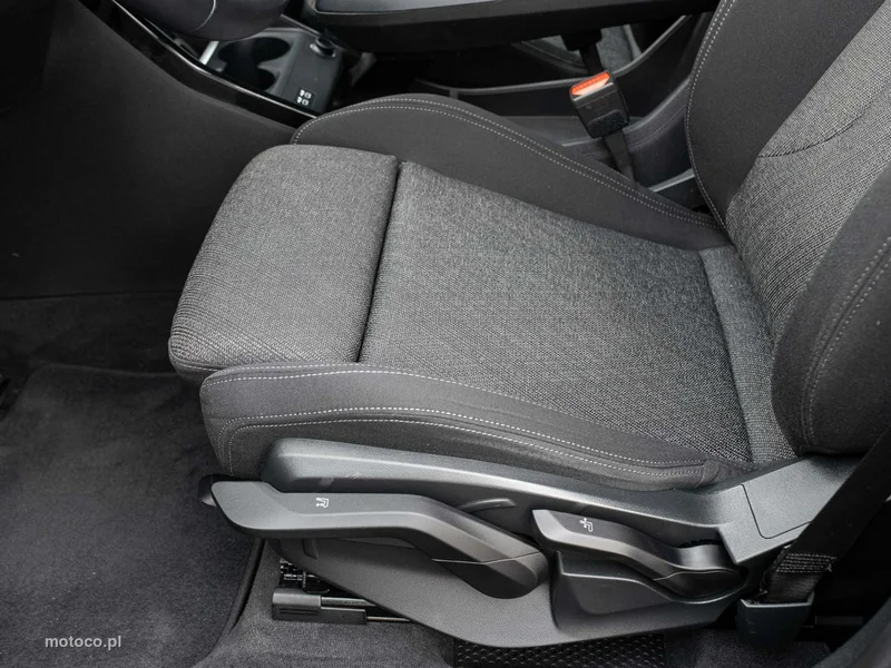 BMW X1 U11 10