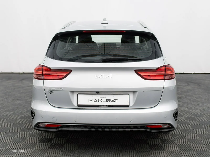 Kia Cee'd 8