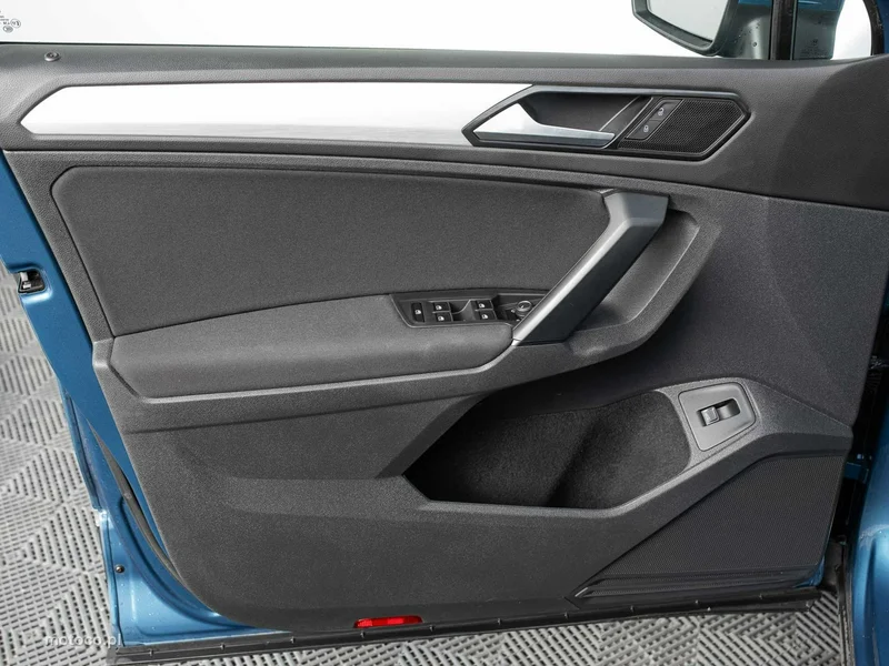 Volkswagen Tiguan AD 9