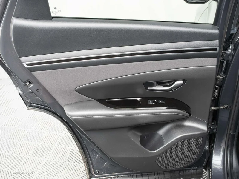 Hyundai TUCSON 24