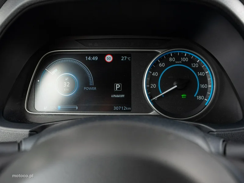 Nissan Leaf 12