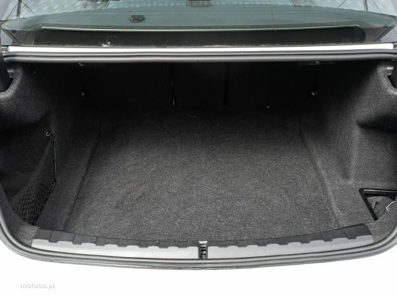 BMW Seria 3 G20 318 27