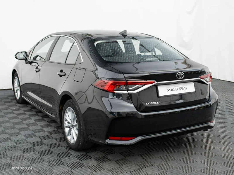 Toyota Corolla E210 4