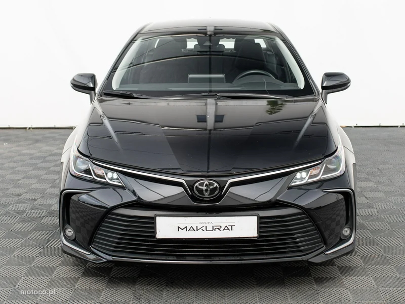 Toyota Corolla E210 7
