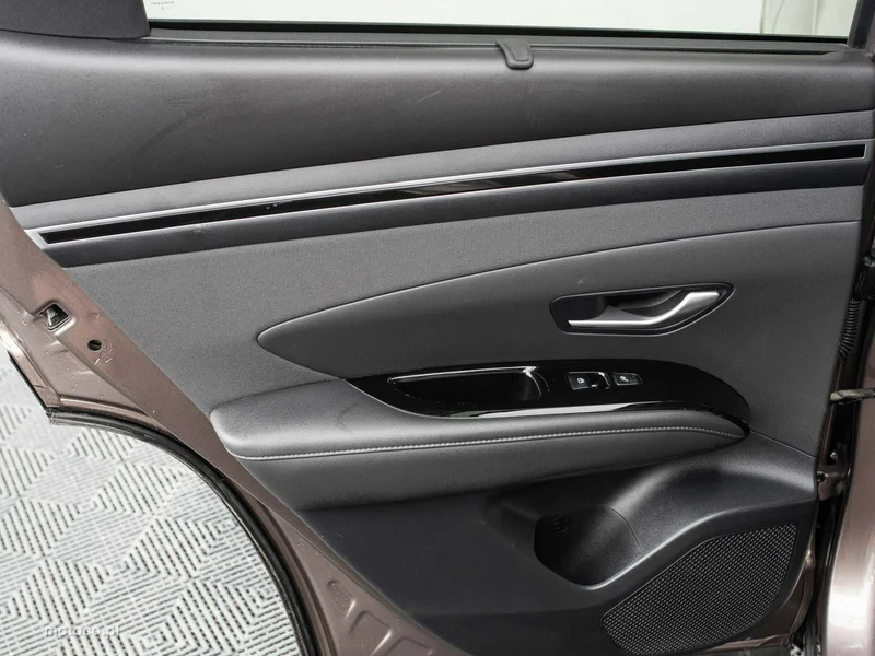 Hyundai TUCSON 24