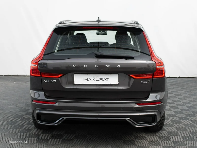 Volvo XC 60 8